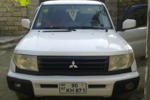 Mitsubishi Pajero iO 1999