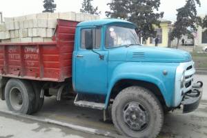 ZIL 130 