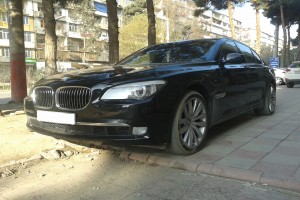 BMW 740 2011