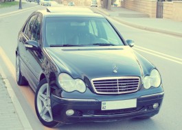 Mercedes C 320 