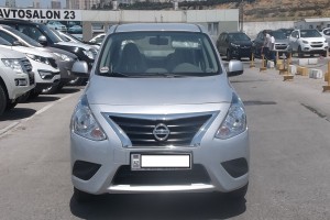 Nissan Sunny 2015