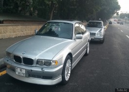 BMW 735 2001