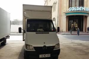 Mercedes Sprinter 413 