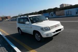 Mitsubishi Pajero iO 