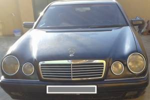 Mercedes E 320 