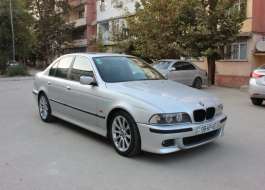BMW 523