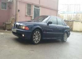 BMW 523