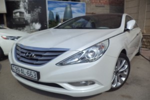 Hyundai Sonata 2010